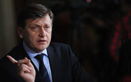 Crin Antonescu: PNL refuză orice colaborare cu PDL