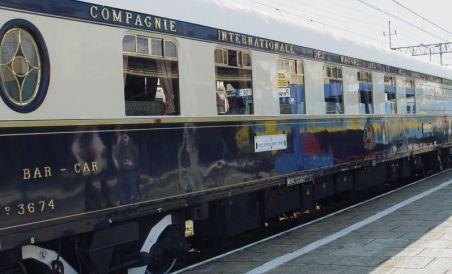 Celebrul tren de lux Orient Express, în Gara de Nord din Bucureşti (VIDEO)