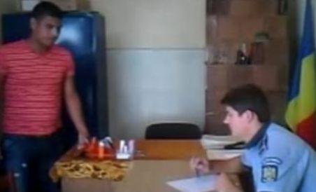 Dolj: Un agent de poliţie refuză mita oferită de un şofer prins fără permis (VIDEO)