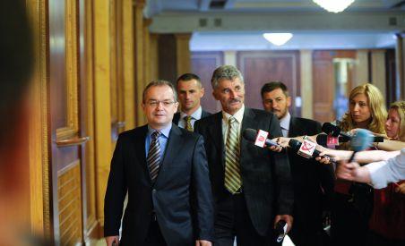 Simularea democraţiei în PDL