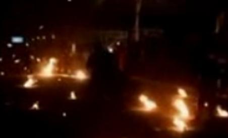 Tradiţie în Salvador: Bătaie cu mingi de foc (VIDEO)
