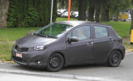 Toyota Yaris 2012, în primele fotografii spion