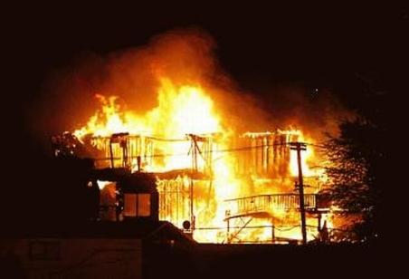 Explozie devastatoare într-un cartier periferic din San Francisco (VIDEO)