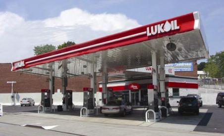 Ministerul Energiei din Rusia propune taxe mai mici la export pentru LUKoil