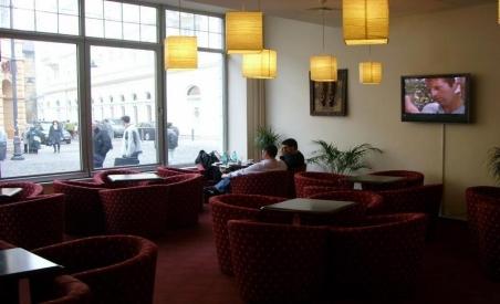 Patronul cafenelelor Turabo: Au scăzut bacşişurile, au crescut furturile angajaţilor