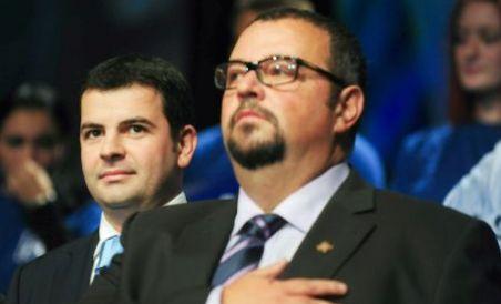 Conservatorii participă pe liste proprii la alegerile din 2012. Piedone, reconfirmat în fruntea PC Bucureşti