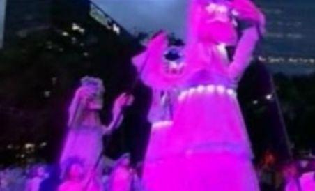 Cortegiu de care alegorice în Mexic, la aniversarea a 200 de ani de la proclamarea independenţei (VIDEO)