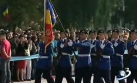 Studenţii Academiei de Poliţie au depus jurământul. Blaga: Greul de-abia acum începe! (VIDEO)