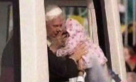 Papa Benedict şi-a încheiat vizita în Marea Britanie cu o slujbă de beatificare în Birmingham (VIDEO)