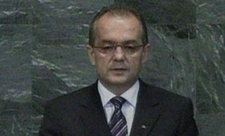 Boc a avut nevoie de un podium pentru a vorbi la tribuna ONU (VIDEO)