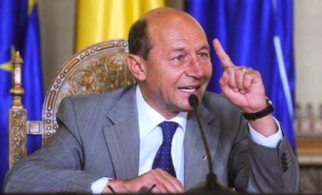 Preşedinţia României: Declaraţiile imature ale lui Ponta şi Antonescu ar putea costa grav România