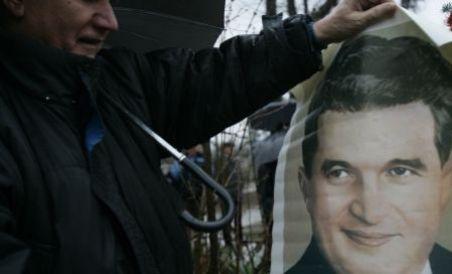 Studiu: Şase din zece români consideră comunismul o idee bună