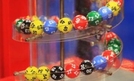 Loto 6/49: Report de peste 500.000 de euro. Vezi numerele extrase