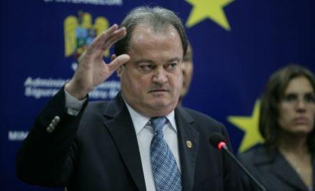 Vasile Blaga: Cinci poliţişti protestatari purtau arme, voi cere Parchetului să-i pedepsească