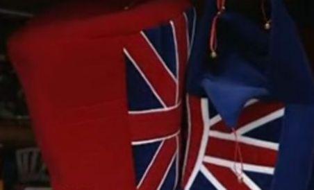 Bancurile cu soacre, interzise într-un orăşel britanic (VIDEO)