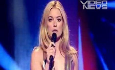 Şi-a ieşit din fire: O prezentatoare britanică ţipă la spectatori (VIDEO)
