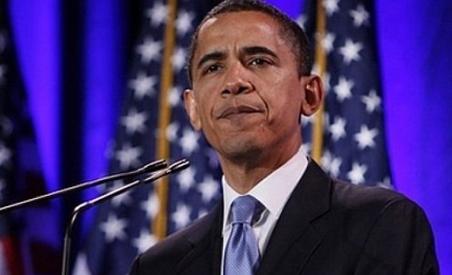SUA: Un bărbat a aruncat cu o carte spre Barack Obama (VIDEO)