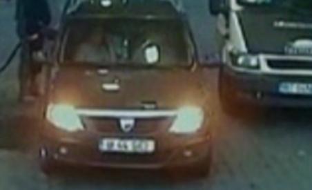 Bărbat din Botoşani, jefuit de 600 de milioane de lei în faţa unei benzinării (VIDEO)