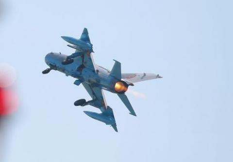 Un MIG 21 Lancer s-a prăbuşit lângă Câmpia Turzii: Doi piloţi au murit