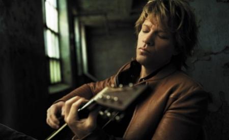 Bon Jovi şi Lady Gaga, artiştii cu cele mai mari încasări în 2011