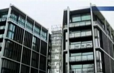 În plină criză imobiliară, la Londra s-a inaugurat cel mai scump bloc de locuinţe din lume