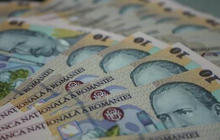 Jumătate din participanţii la pensiile private obligatorii au în cont doar 200 de lei