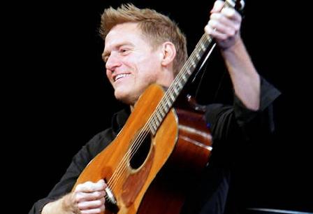 Bryan Adams va deveni tată pentru prima dată, la 51 de ani