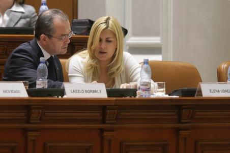 Emil Boc ii face Elenei Udrea un miniguvern punand-o ...