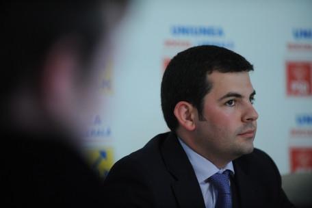 Daniel Constantin: Basescu incearca sa evite discutiile despre problemele ...