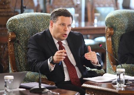 Jeffrey Franks: Sistemul sanitar din România este bolnav şi iroseşte bani de la buget