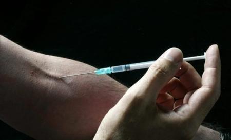 Savanţii au descoperit noi anticorpi capabili să lupte contra virusului HIV