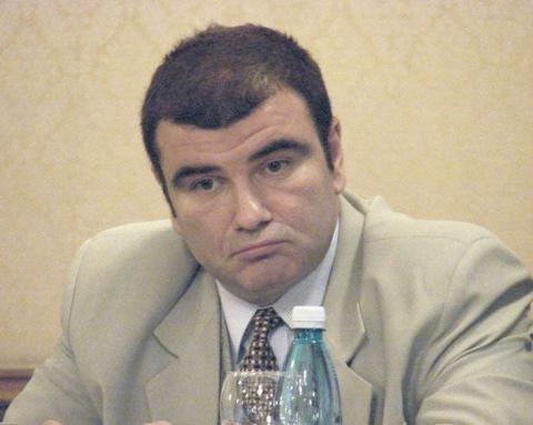 Cătălin Chelu: Eu voi vota în favoarea listării BCR. Erste va încerca să negocieze la “blană” şi oferta pentru SIF-uri este cel mai probabil una slabă