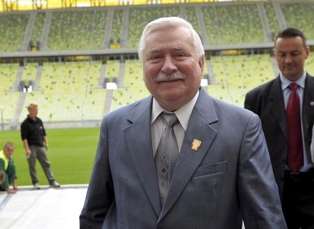 Lech Walesa refuză o înaltă distincţie lituaniană: Sunt "preocupat" de minoritatea poloneză din Lituania