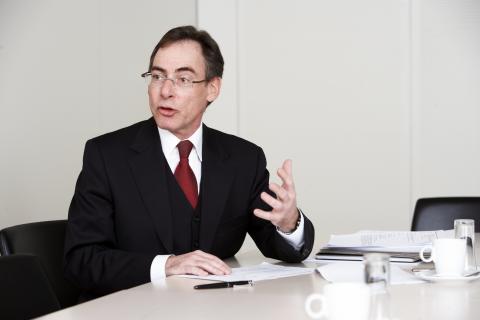 Manfred Wimmer, Erste: Am avut o echipa de 5 – 6 oameni in negocierile cu SIF-urile