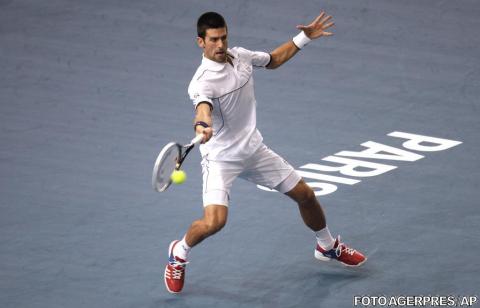 Novak Djokovic s-a calificat în optimile Mastersului de la Paris şi a încasat bonusul de 1 milion de dolari