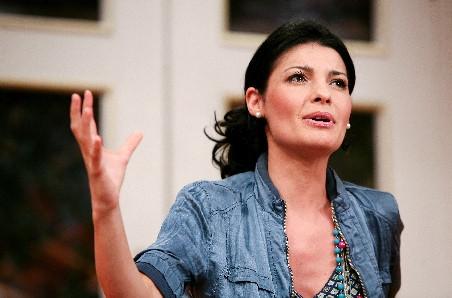 Lavinia Şandru: Eu nu sunt o trădătoare. Cine mai spune că UNPR este partidul trădătorilor va avea de-a face cu mine