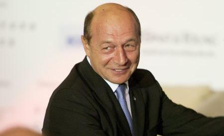 Băsescu, către jurnaliştii de la Cotroceni: Nu sunteţi la vreo manifestaţie, pe undeva?