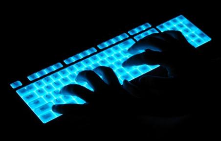 Site-ul Parlamentului European a fost atacat de hackeri