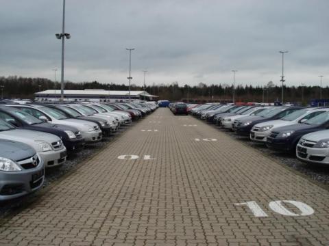E oficial. Guvernul SUSPENDĂ taxa auto, chiar dacă pierde 570 de milioane de lei