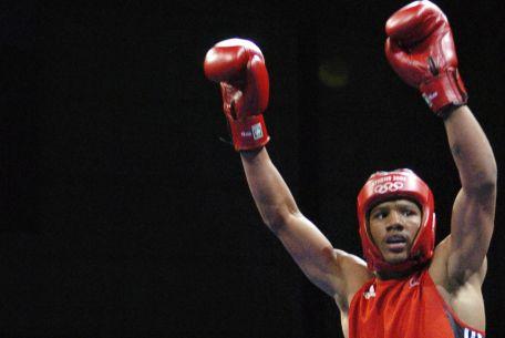 Boxerul Andre Dirrell confirmă că doreşte să îl confrunte pe Lucian Bute