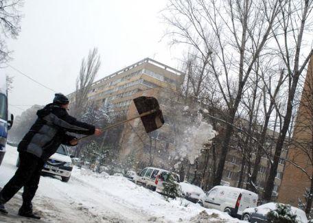 Judeţele Constanţa şi Tulcea rămân sub avertizare de cod galben
