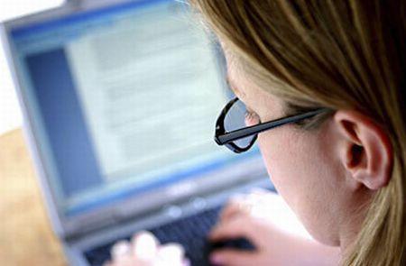 Cum poţi şterge informaţiile personale de pe internet. Vezi noile reguli impuse de UE