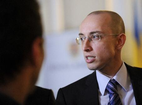 Senatorul Iulian Urban a demisionat din PDL: Partidele sunt structuri gândite doar ca să preia puterea în scop de jaf