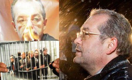 Emil Boc şi-a dat demisia. "Nu mă agăţ de putere. Trebuie să lăsăm locul unui Guvern nou"