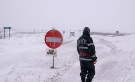 Circulaţie închisă pe A2 Bucureşti-Feteşti şi pe 25 de drumuri naţionale. Vezi lista completă