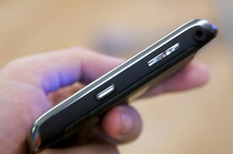 Ger de îngheaţă...cristalele lichide. La astfel de temperaturi până şi telefonul îţi paralizează