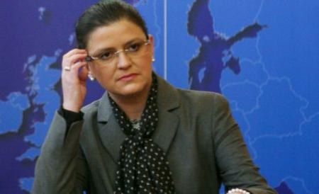 Anca Boagiu acuză meteorologii că nu au anunţat la timp viscolul!