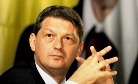 Un chestor de poliţie şi şefi ai ISU şi ai Jandarmeriei, trimişi de urgenţă la Buzău de ministrul Berca