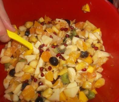 Desertul zilei: Salata de fructe 