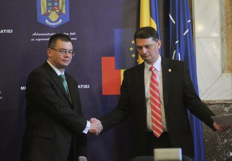 Premierul a cerut M.A.I. demararea unei campanii de informare privind semnificaţia codurilor meteo